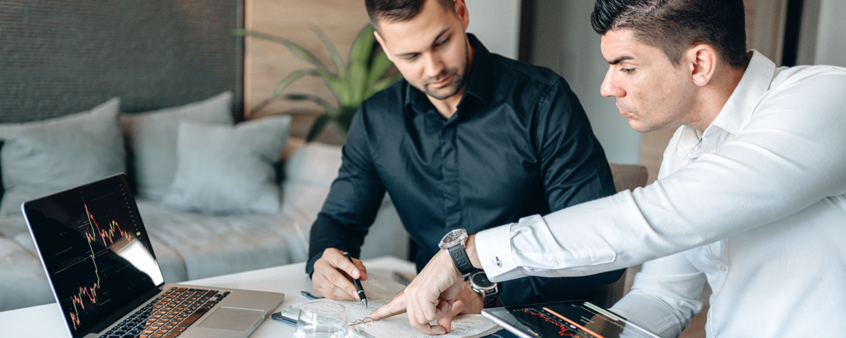 ¿Qué conviene más para una PyME: comprar o arrendar vehículos? | Simple Renta
