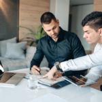 ¿Qué conviene más para una PyME: comprar o arrendar vehículos? | Simple Renta